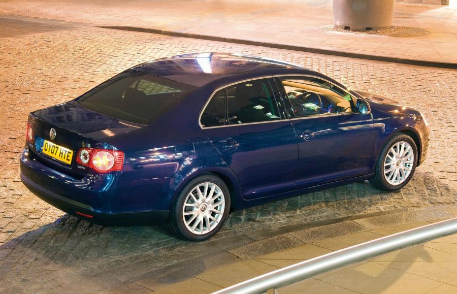  Volkswagen Jetta 2005 года  (фото 23 из 131)